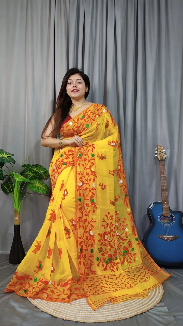Yellow_Solid_And_Plain_Premium_Saree_For_Women
