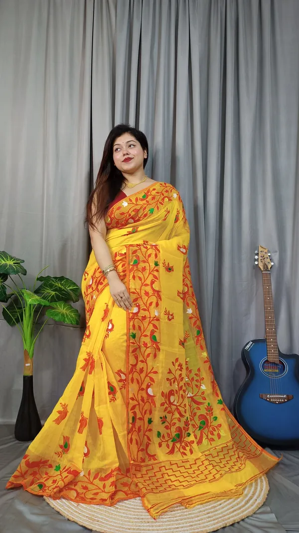 Yellow_Solid_And_Plain_Premium_Saree_For_Women