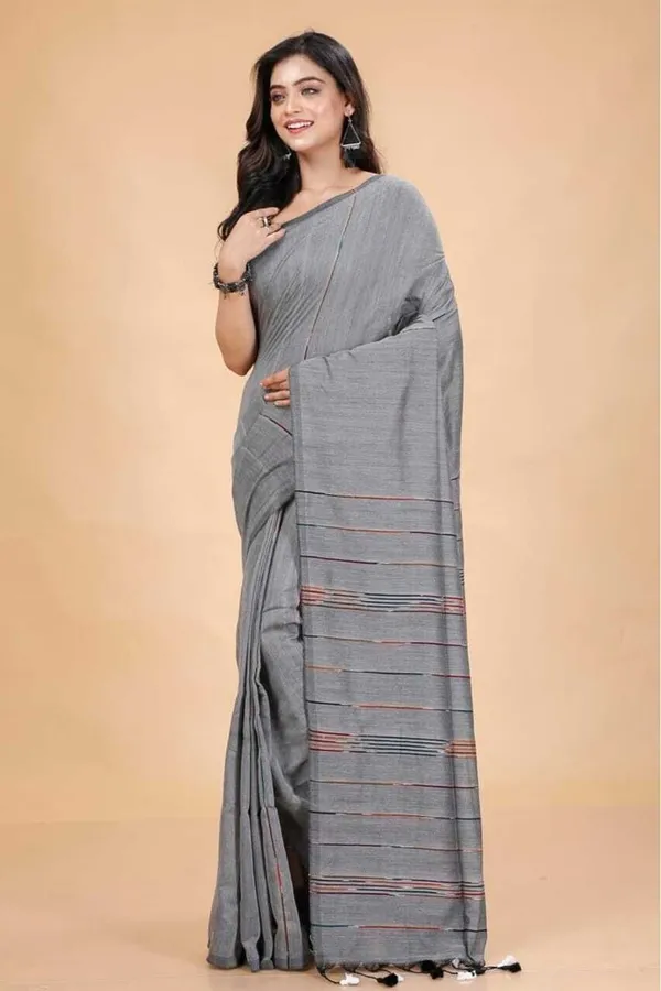 Grey_Embroidered_Premium_Saree_For_Women
