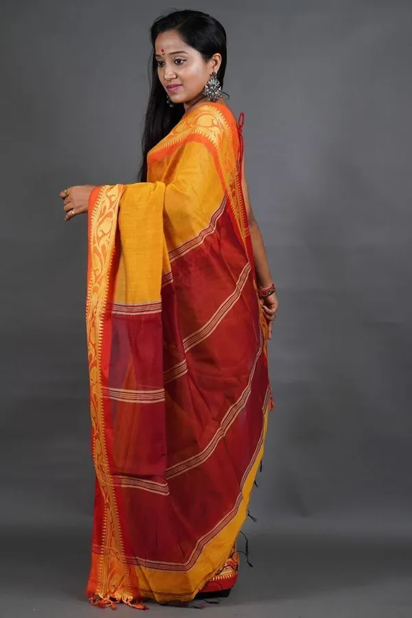 Multicolor_Striped_Premium_Saree_For_Women