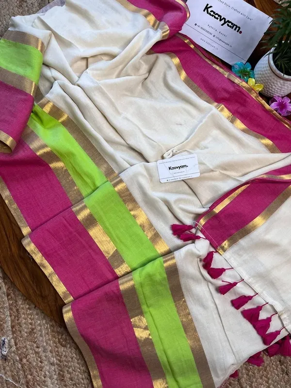 Multicolor_Floral_Print_And_Woven_And_Geometric_Print_And_Printed_Premium_Saree_For_Women