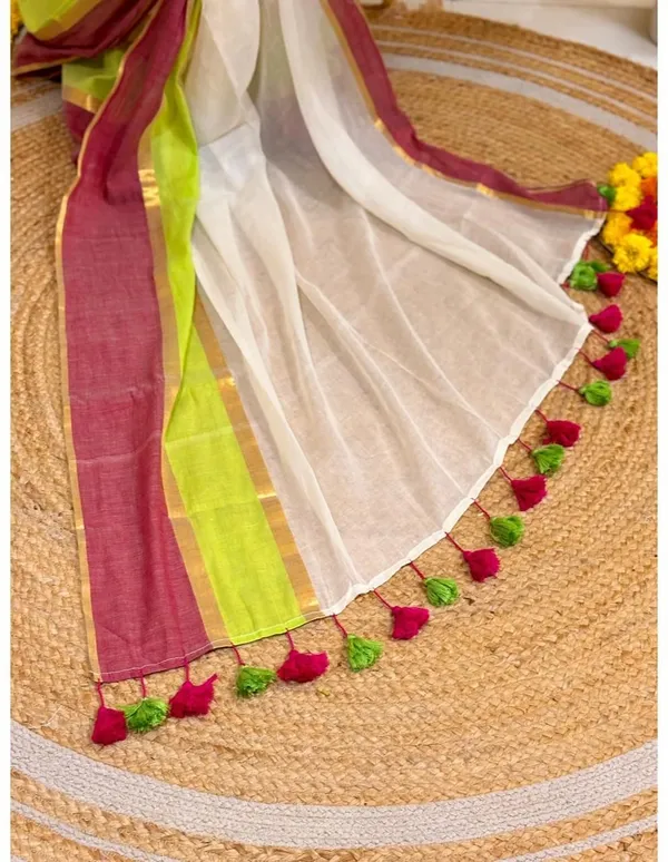Multicolor_Floral_Print_And_Woven_And_Geometric_Print_And_Printed_Premium_Saree_For_Women