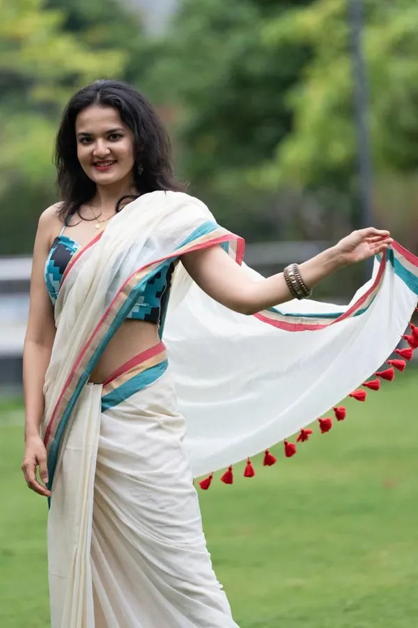 Multicolor_Self_Design_Premium_Saree_For_Women