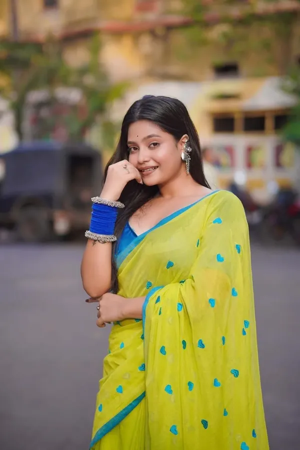 Light_Green_And_Blue_Digital_Print_Premium_Saree_For_Women