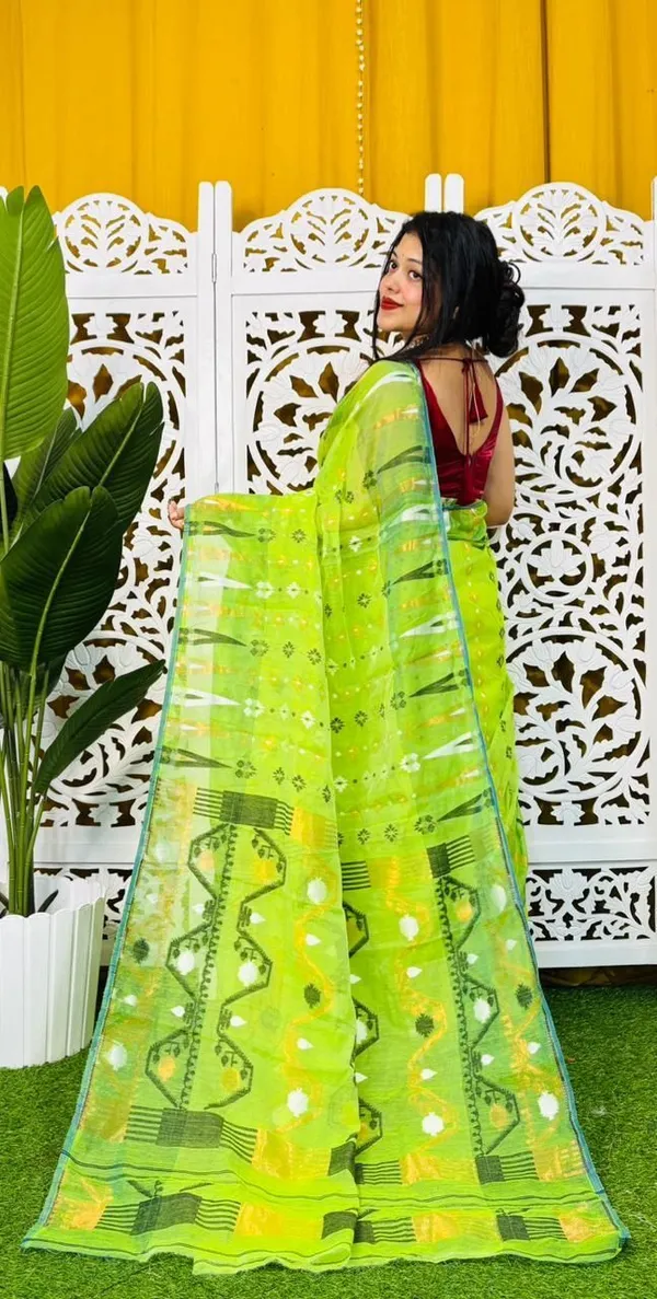 Multicolor_Woven_Premium_Saree_For_Women