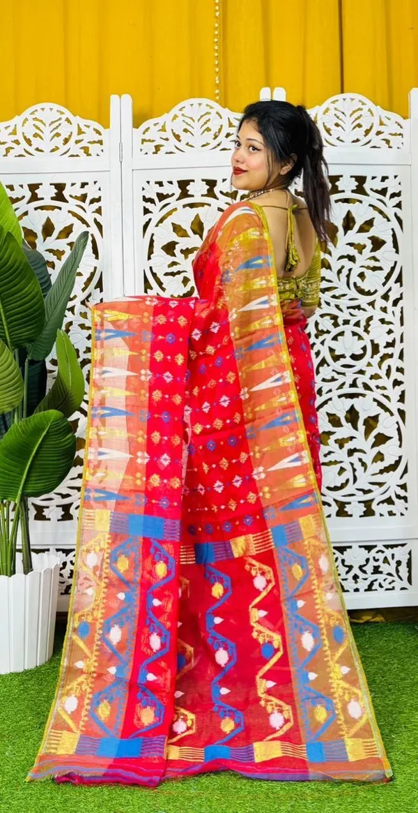 Multicolor_Printed_And_Geometric_Print_Premium_Saree_For_Women