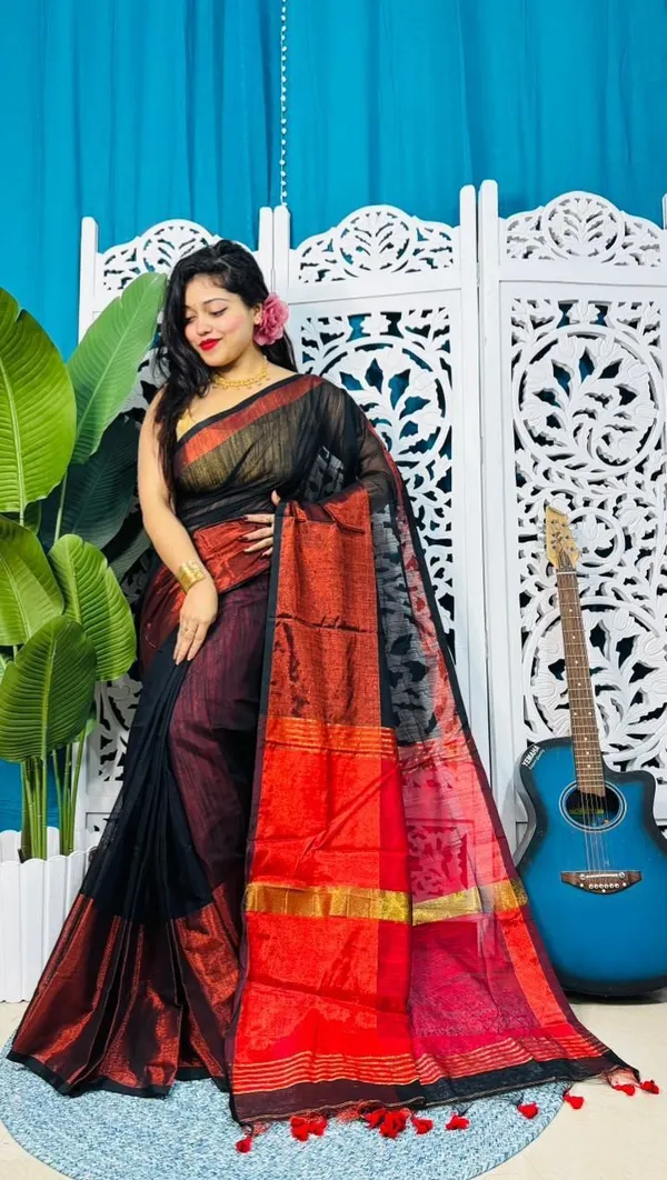 Multicolor_Woven_Premium_Saree_For_Women