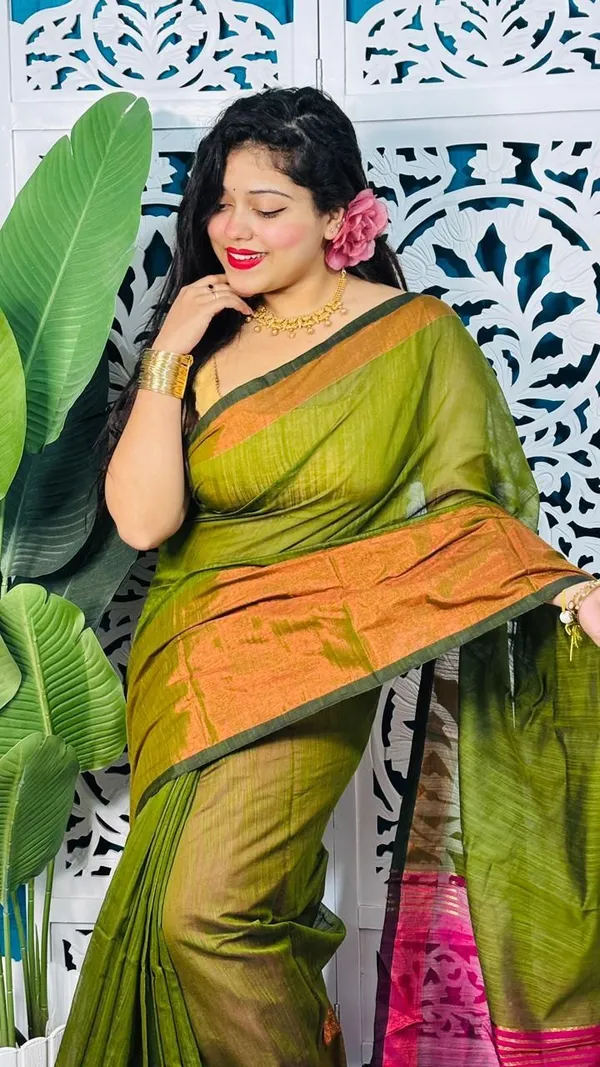 Multicolor_Checkered_And_Embellished_And_Printed_Premium_Saree_For_Women