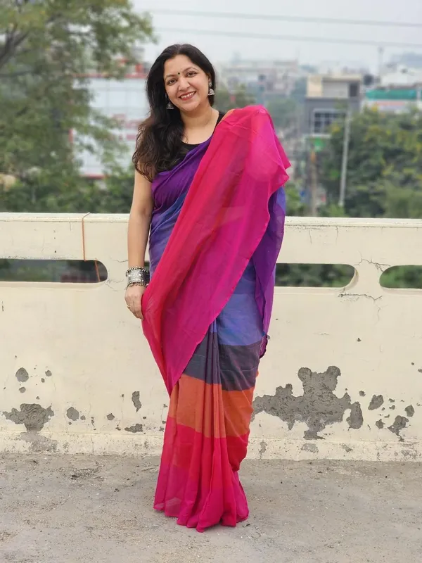 Multicolor_Striped_And_Self_Design_And_Woven_Premium_Saree_For_Women