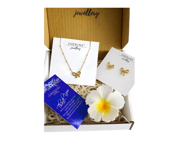 Emerosa_Everlasting_Bow_Combo_-_Gold_Necklace_&_Stud_Earrings_Set