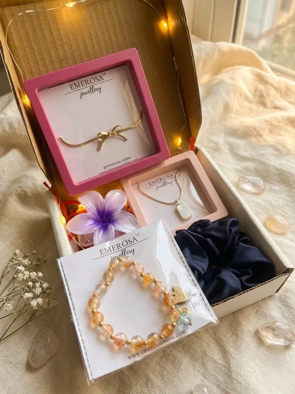 Emerosa_“Glow_&_Grace"_Birthday_Jewelry_Box