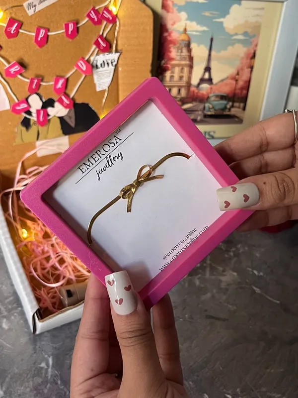 Emerosa_“Glow_&_Grace"_Birthday_Jewelry_Box