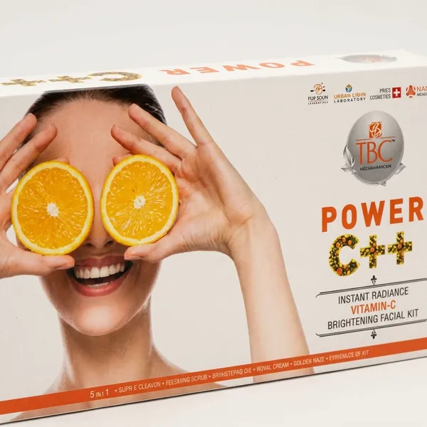 Vitamin_C_Brightening_Facial_Kit