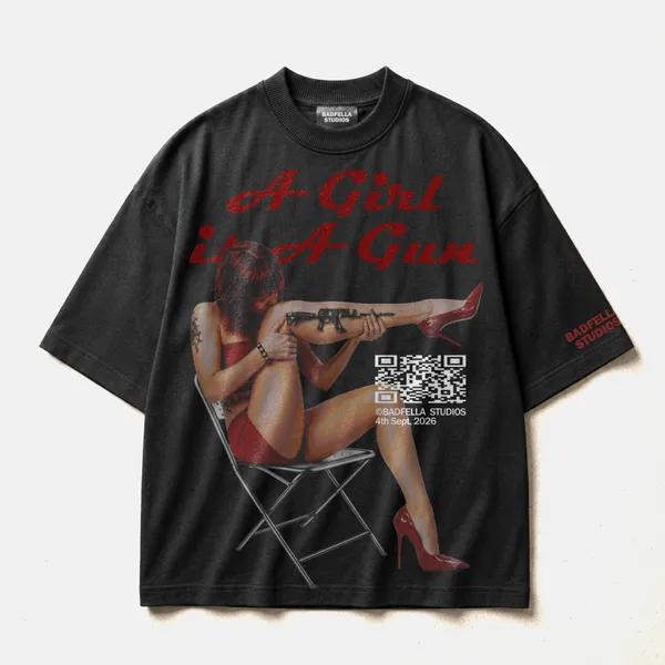 Girls_&_Guns_Unisex_Oversized_Tee
