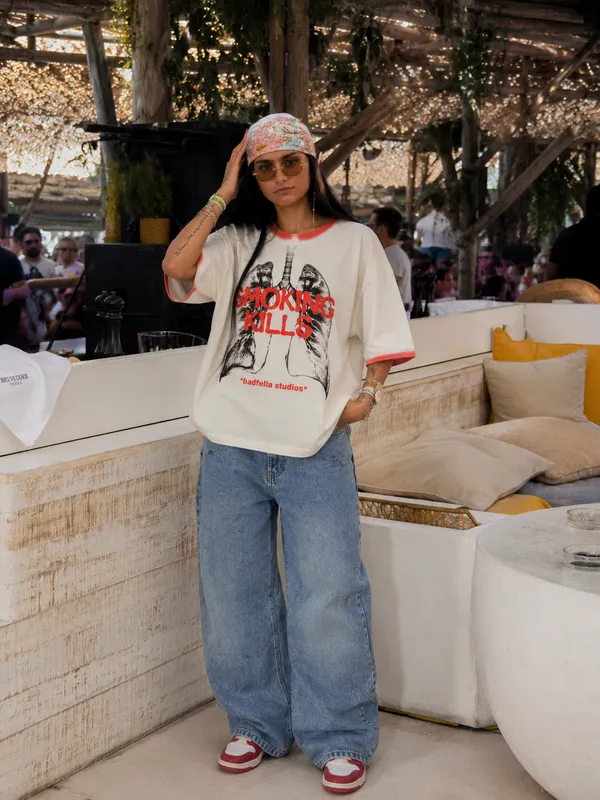 Smoking_Kills_Oversized_Unisex_Tee