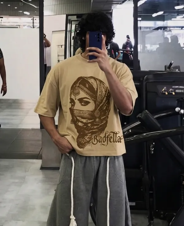 Vintage_Baddie_Unisex_Tee_(as_seen_on_Mia_Khalifa)
