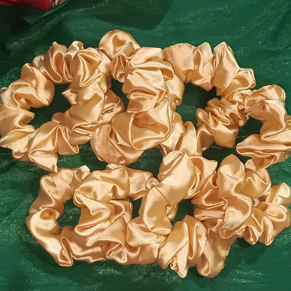 Golden_Satin_Premium_And_Elegant_Hair_Accessories_For_Women