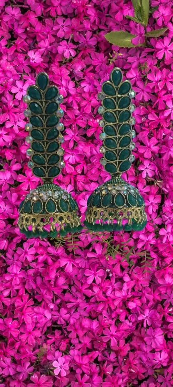 Green_Metal_And_Stone_And_Crystal_Premium_And_Elegant_Jhumka_Earrings_For_Women