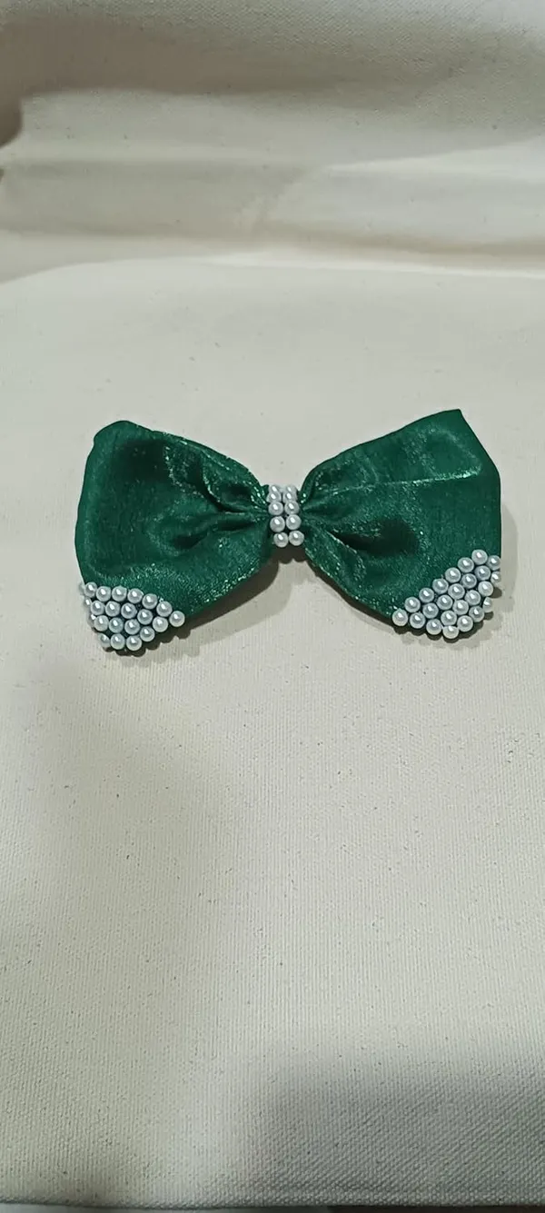 Green_Metal_And_Pearl_Beads_And_Satin_Premium_And_Elegant_Hair_Bow_Clip_For_Women