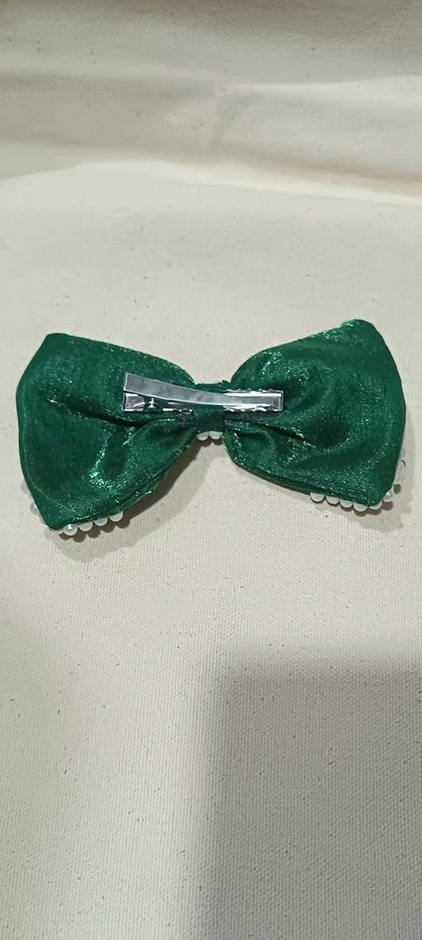 Green_Metal_And_Pearl_Beads_And_Satin_Premium_And_Elegant_Hair_Bow_Clip_For_Women