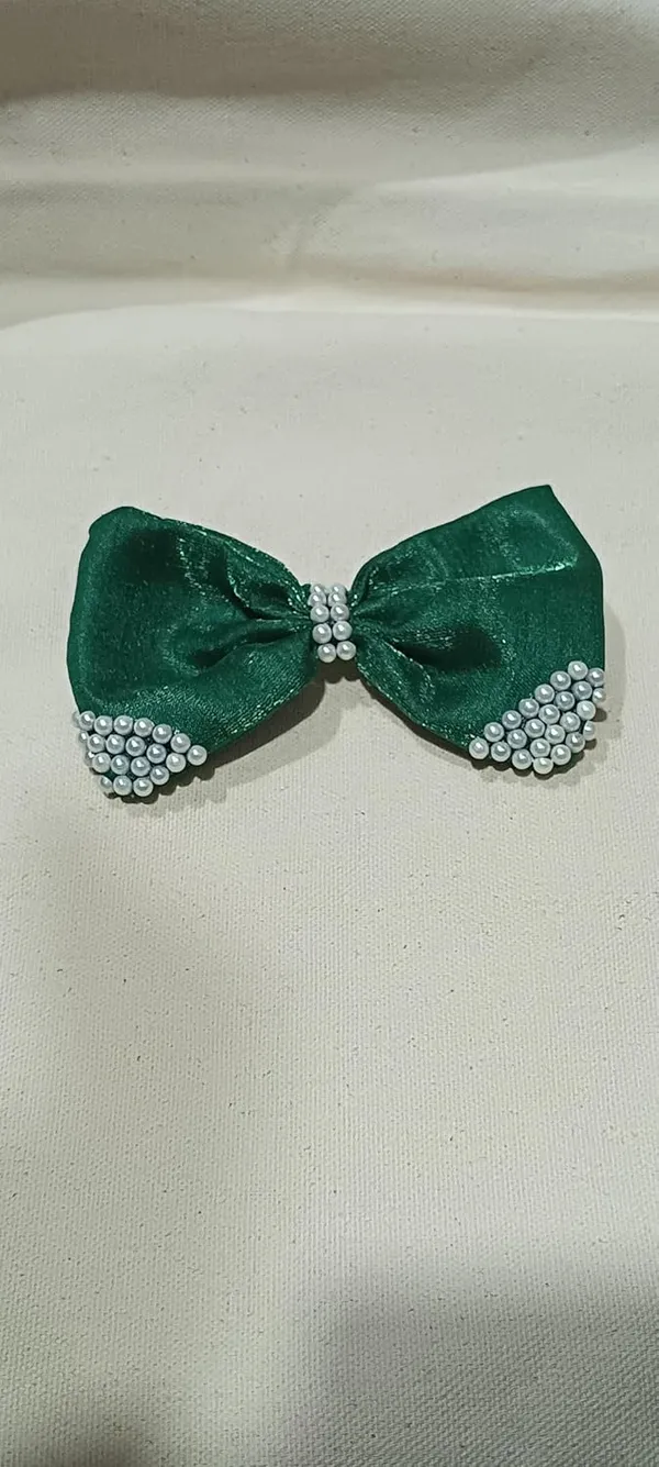 Green_Metal_And_Pearl_Beads_And_Satin_Premium_And_Elegant_Hair_Bow_Clip_For_Women