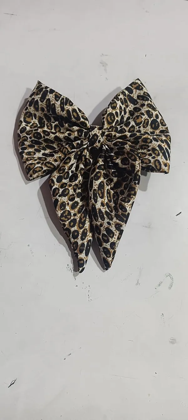 Grey_Satin_Premium_And_Elegant_Hair_Bow_Clip_For_Women