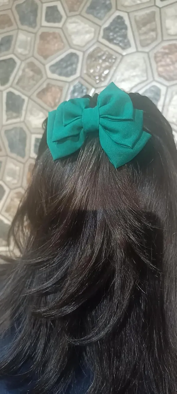 Green_Satin_Premium_And_Elegant_Hair_Bow_For_Women