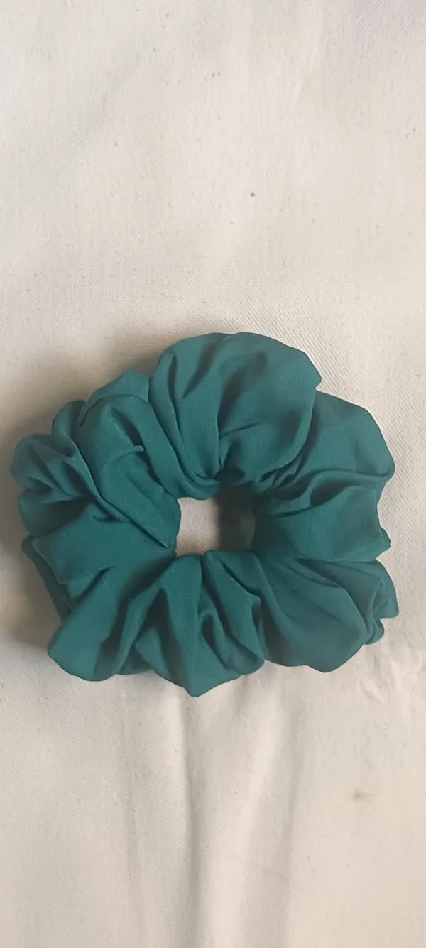 Teal_Green_Satin_Premium_And_Elegant_Hair_Bow_For_Women