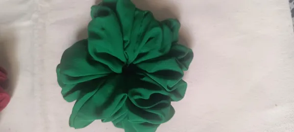 Green_Elastic_And_Fabric_Premium_And_Elegant_Hair_Scrunchie_For_Women