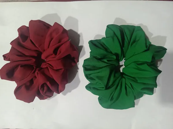Red_And_Green_Satin_Premium_And_Elegant_Hair_Bow_For_Women_(Pack_of_2)