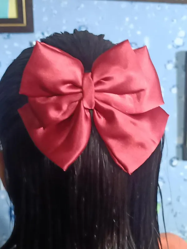 Red_Satin_Premium_And_Elegant_Hair_Bow_Clip_For_Women