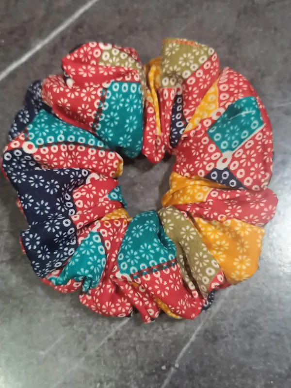 Multicolor_Satin_Premium_And_Elegant_Hair_Bow_For_Women