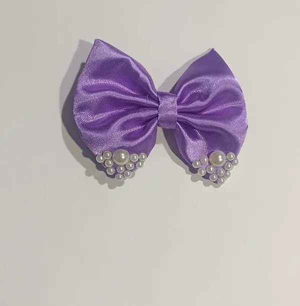 Green_Satin_Premium_And_Elegant_Hair_Bow_Clip_For_Women
