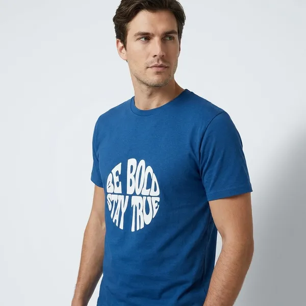 Blue_Be_Bold_Stay_True_Graphic_Print_Tshirt