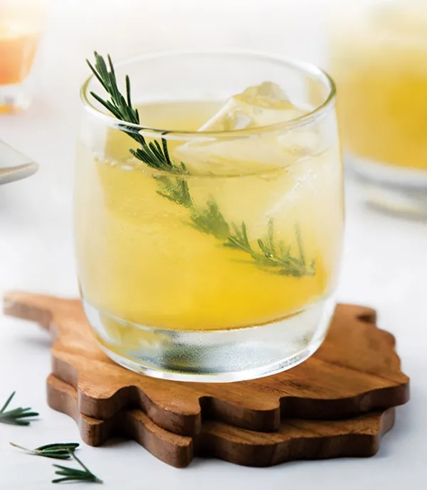 Transparent_Crystal_Clear_Whiskey_Drinking_Glasses_(Set_Of_6)