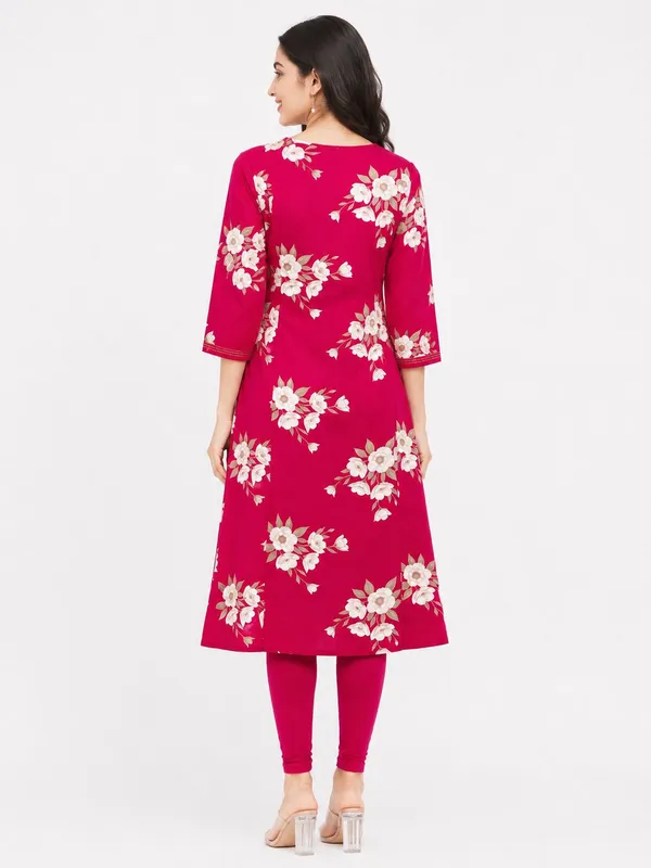 Umbrella_Kurti