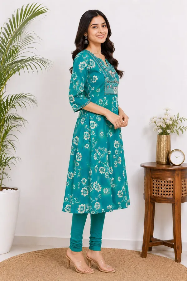 Umbrella_Kurti