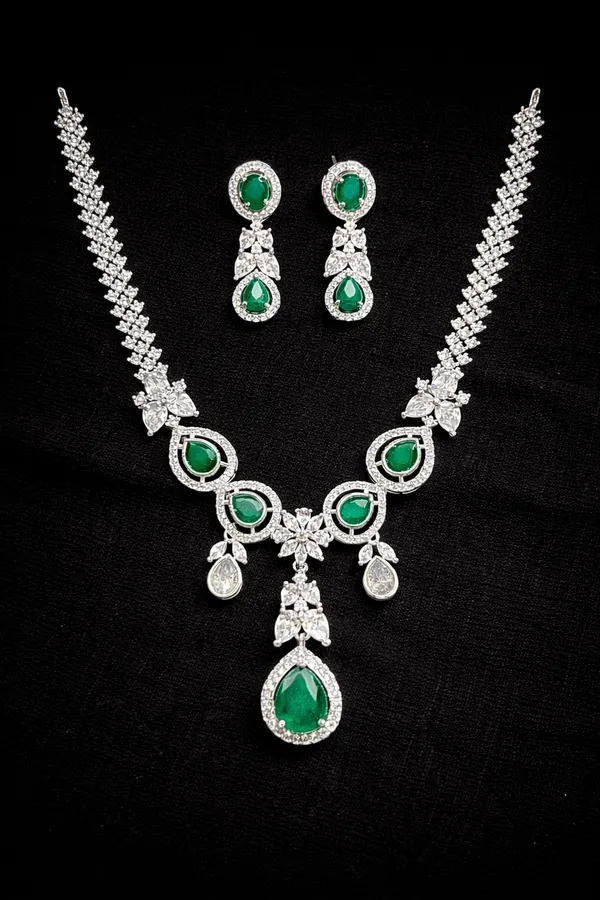 Emerald_Green_Alloy_Jewellery_Set_For_Women