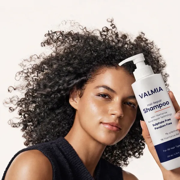 Valmia_Hair_Fall_Control_Shampoo_,_Sulphate_&_Paraben_Free,_Bond_Repair_Shampoo_,_Fiberhance_with_bond_repair_technology_,_Strengthens_&_Repairs_Damaged_Hair_,_Strengthening_and_Repairing_with_,_For_Strong,_Smooth_&_colored_,_Unisex_,_200ml