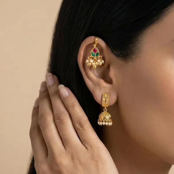 Traditional_Kemp_Stone_Ear_Cuff_with_Pearl_Cluster