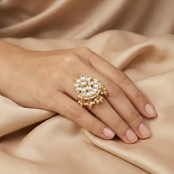 Elegant_Kundan_Floral_Ring_with_Center_Stone