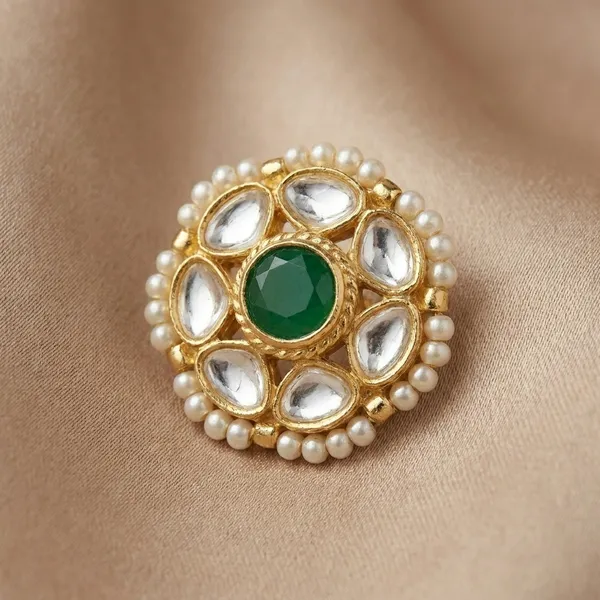 Traditional_Kundan_Stud_Earrings_with_Green_Stone_and_Pearl_Border