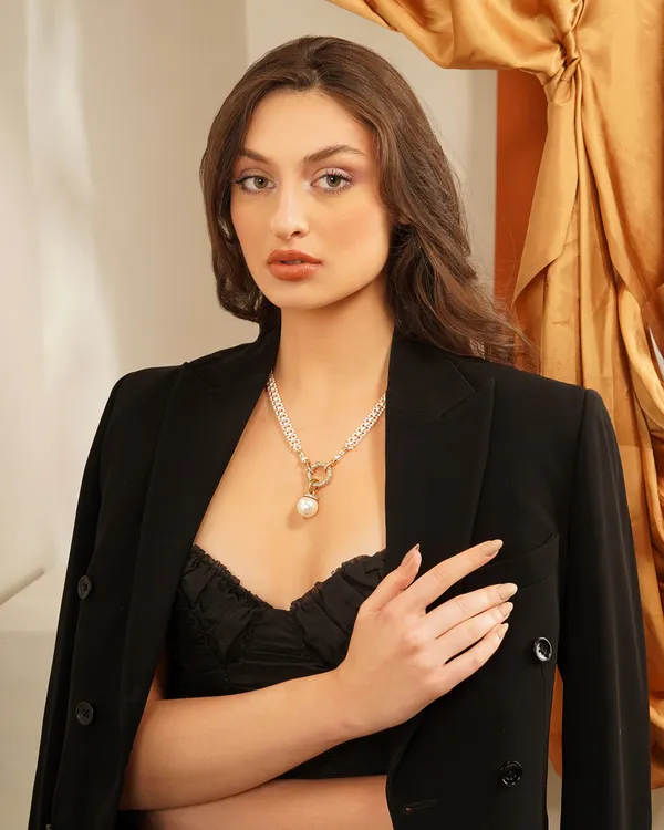Basraa_Gold_Pearl_Pendant_Necklace