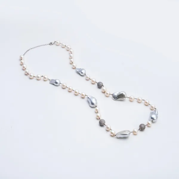Basraa_Silver_Baroque_Pearl_Necklace