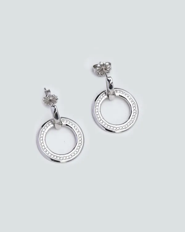 Basraa_Circle_Halo_Necklace_Stud_Set