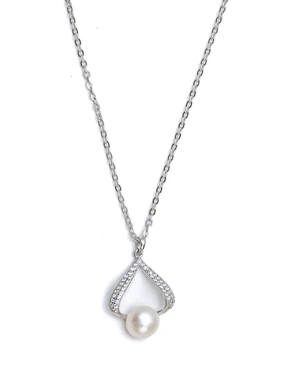 Radiant_Grace_Pearl_Necklace