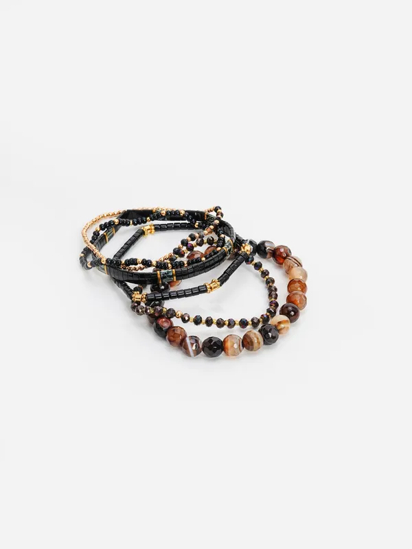 Midnight_Muse_Bracelet_Set_Power_Meets_Poise