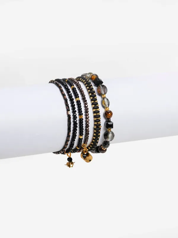 Noir_Luxe_Handcrafted_Beaded_Bracelet_Set