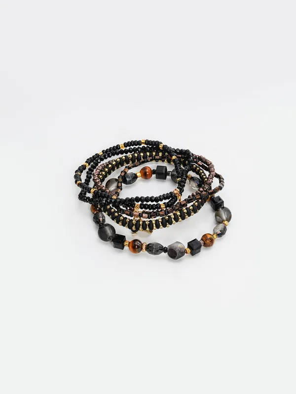 Noir_Luxe_Handcrafted_Beaded_Bracelet_Set