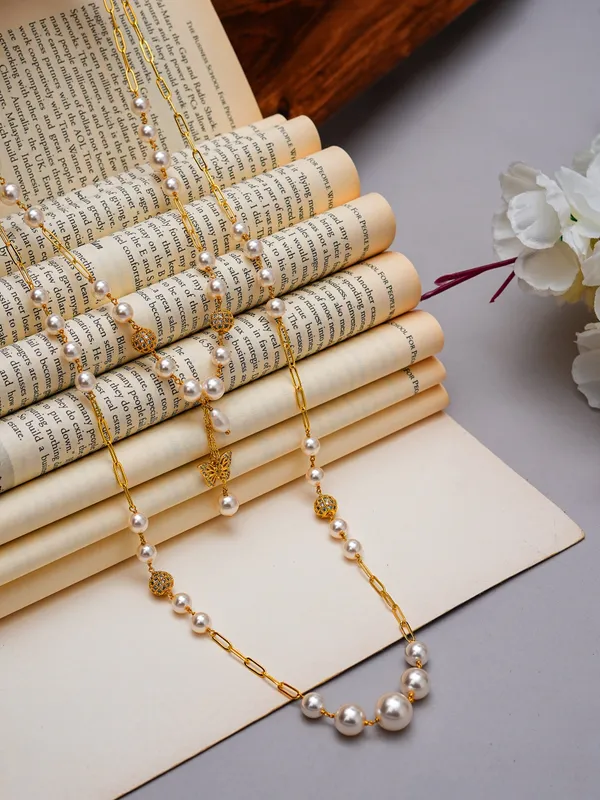 Celeste_Layered_Pearl_Necklace
